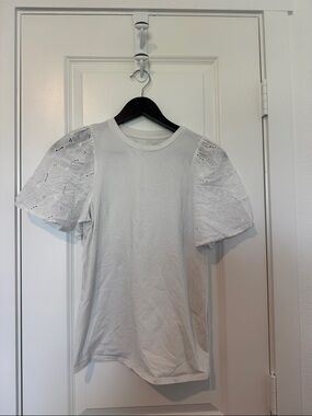 a new day White Eyelet Puff Sleeve Tee Summer Spring Vacation